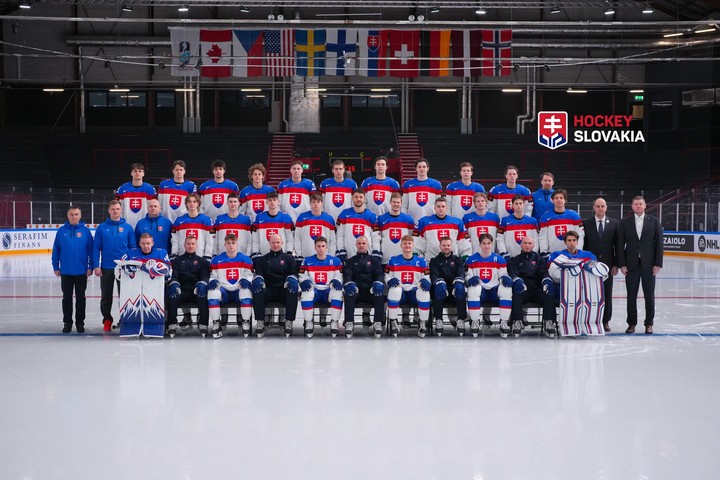 Slováci vo štvrťfinále proti Fínsku v utorok o 12:00